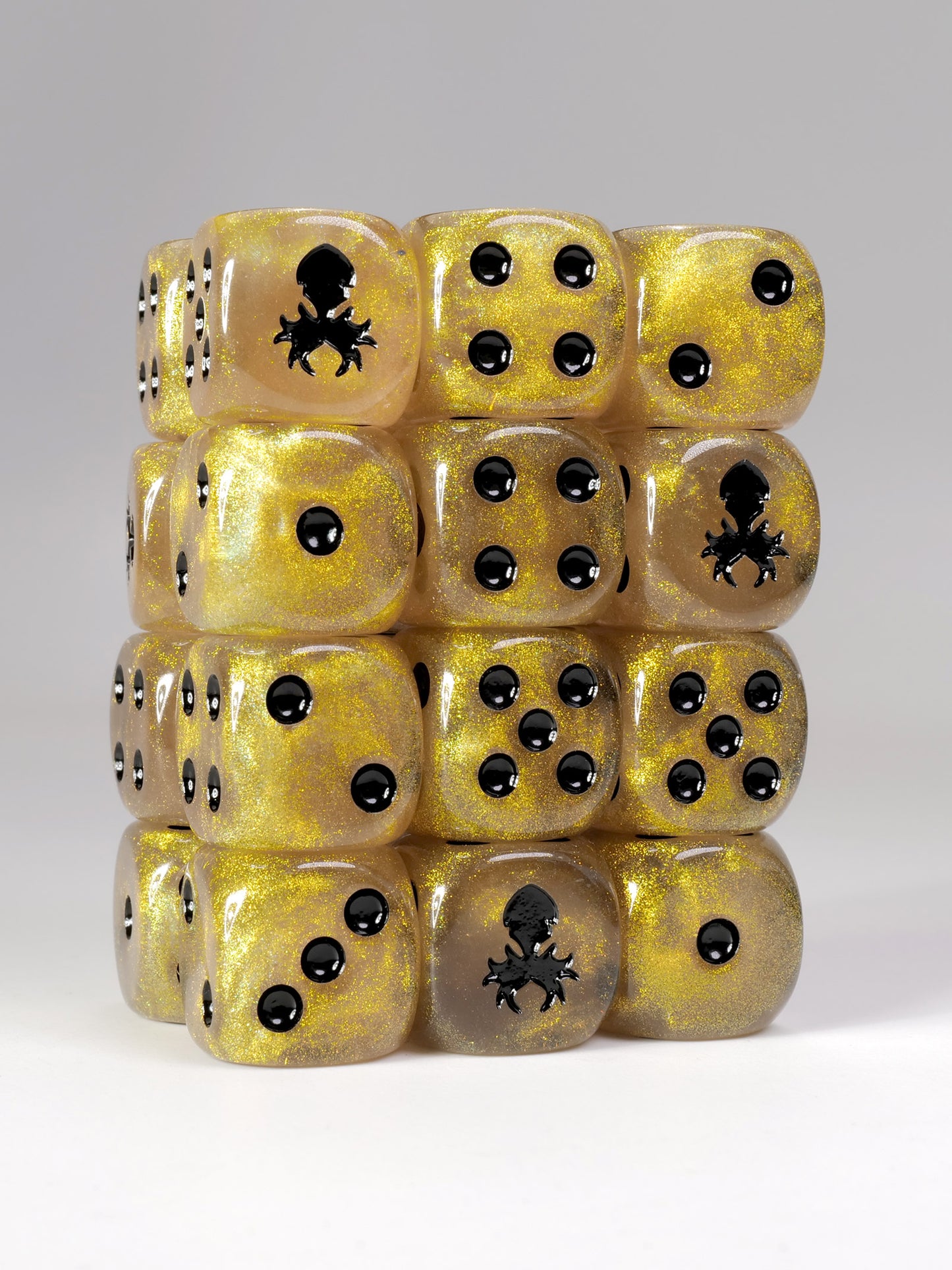 Hedge Witch 12mm gold d6 pips with black ink for warhammer dice 40k by Kraken Dice