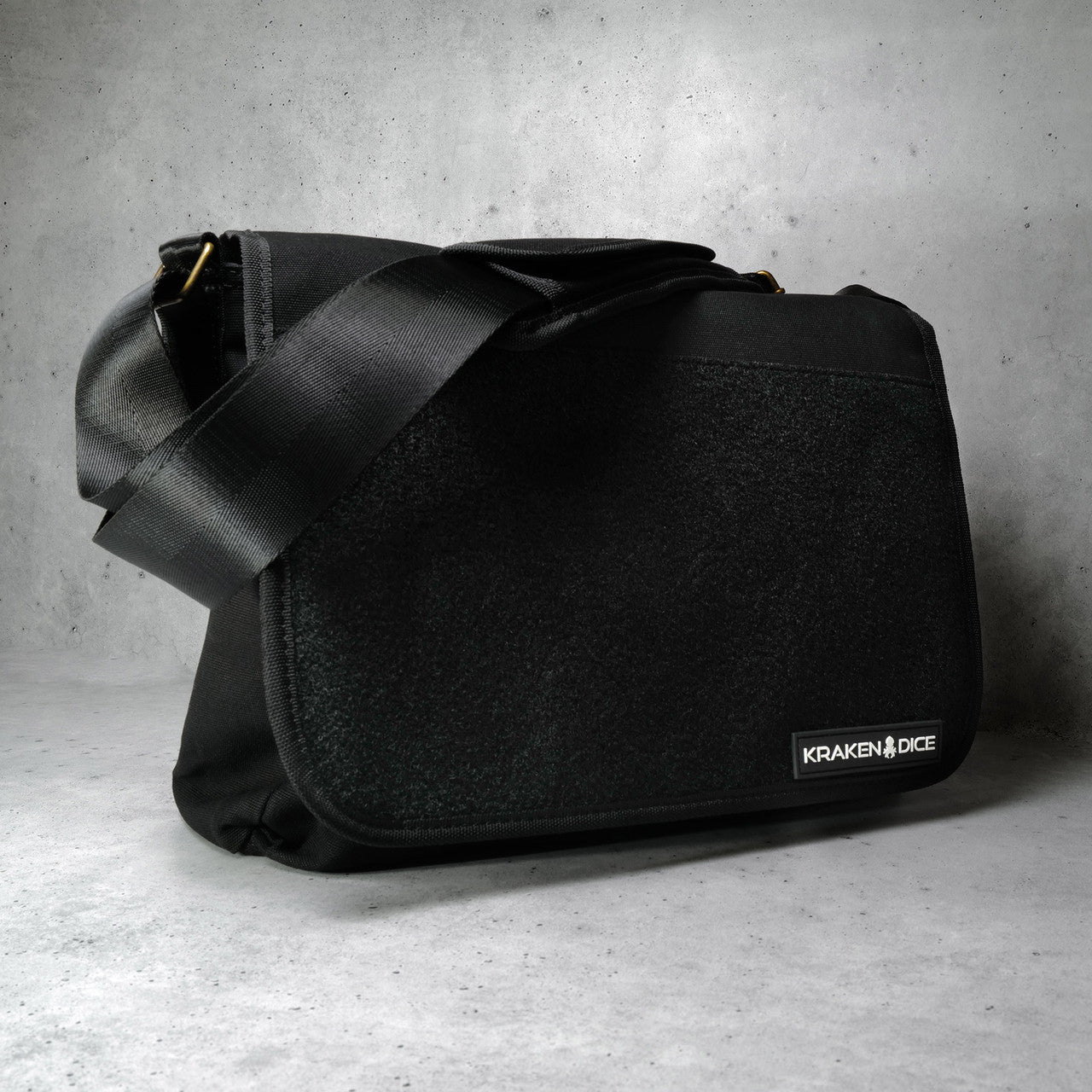 Kraken Dice Messenger Bag Medium