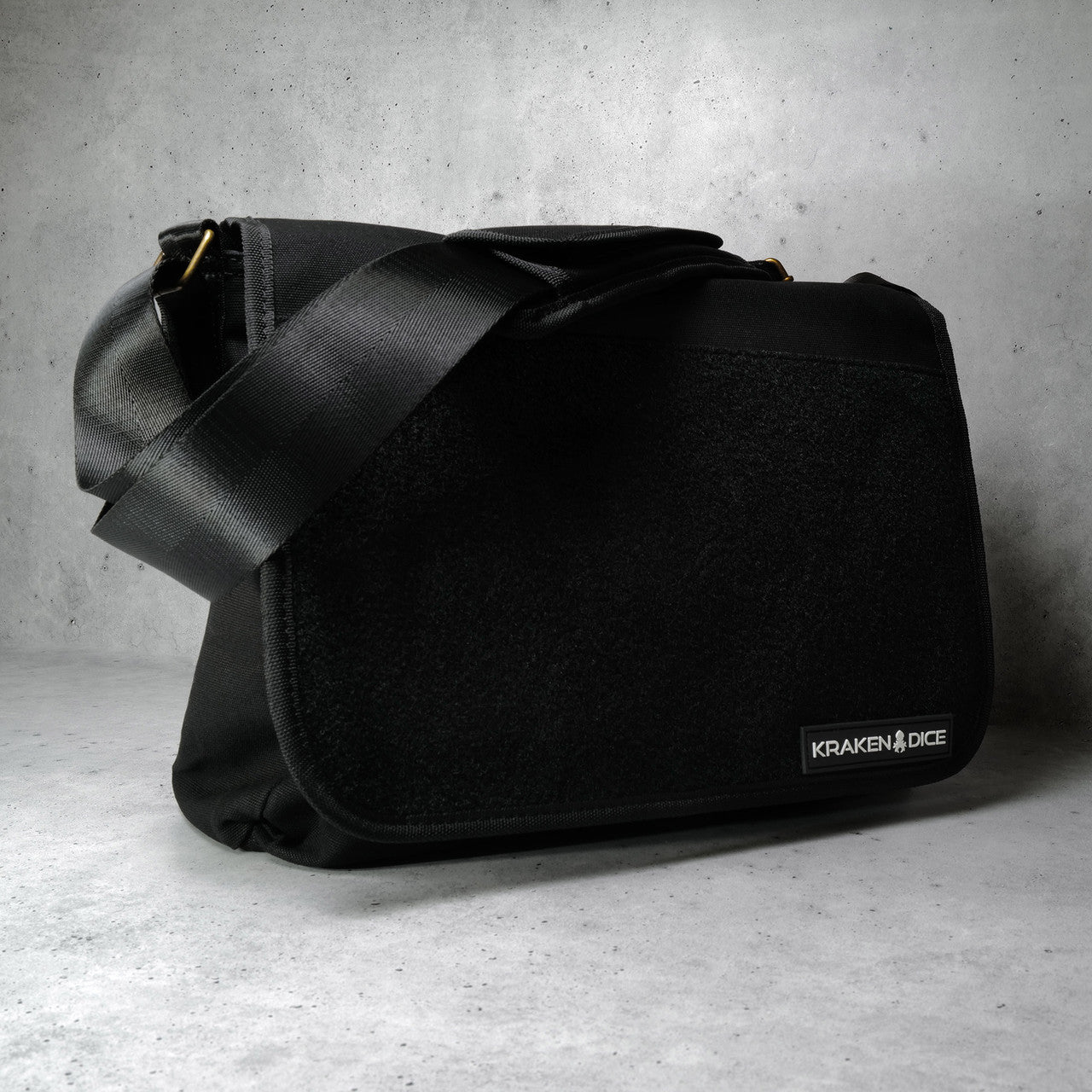 Kraken Dice Messenger Bag Medium