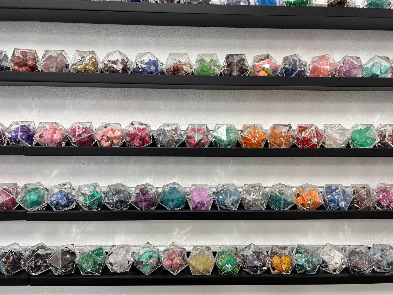 24 pack Kraken Logo D20 Dice Display