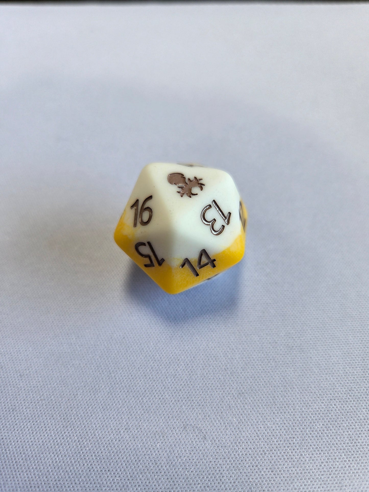 Eggs Spindown D20 Inked in Brown