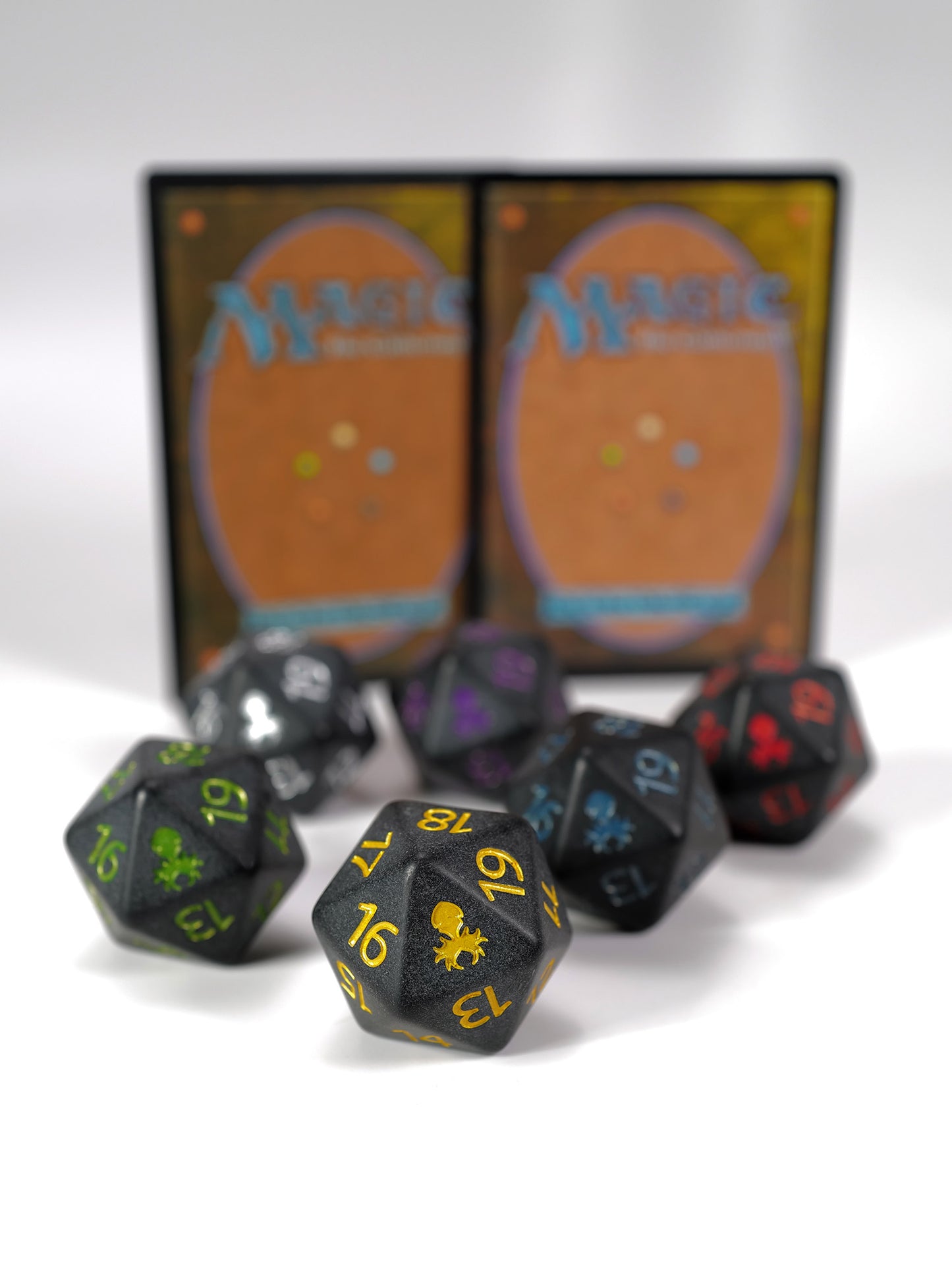 Slate: Blue Matte Spindown D20