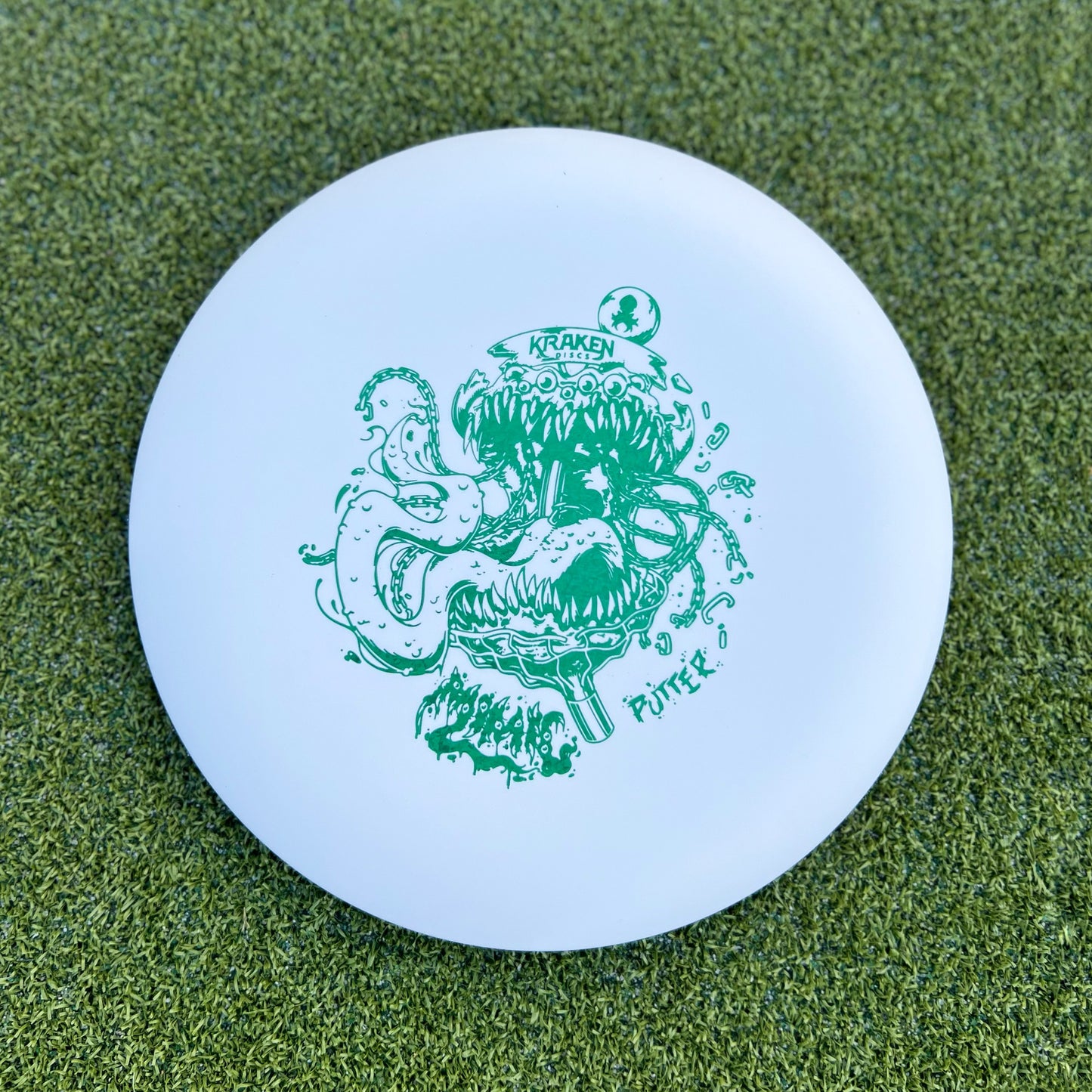 Mimic White Dwarven Putter with Green Foil