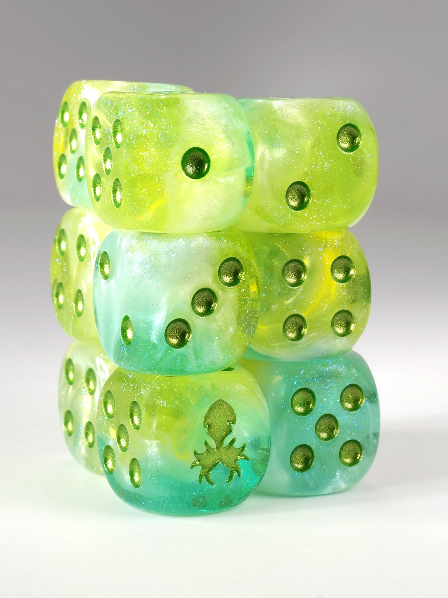 Ostara D6 Pips 12pc Dice Set - 12mm