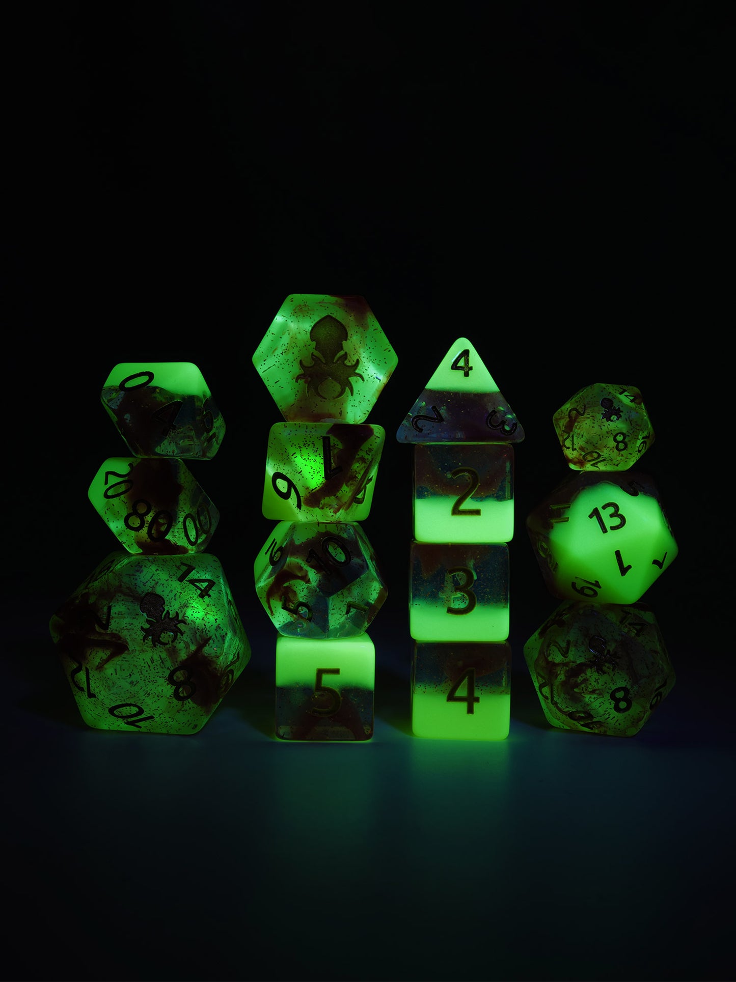 Magmaflow 2 14pc Glow in the Dark Dice Set inked in Gold