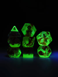 Magmaflow 2 8pc Glow in the Dark Dice Set inked in Gold